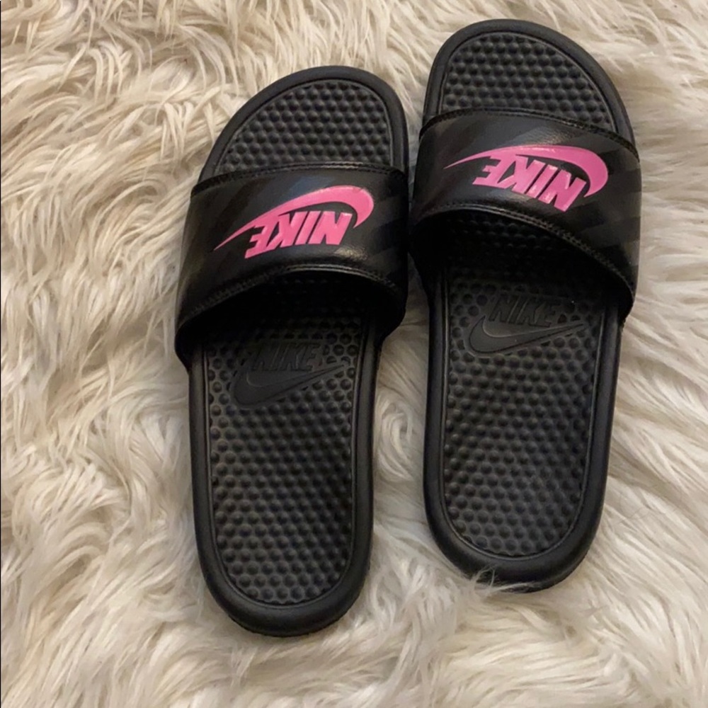 Nike slides